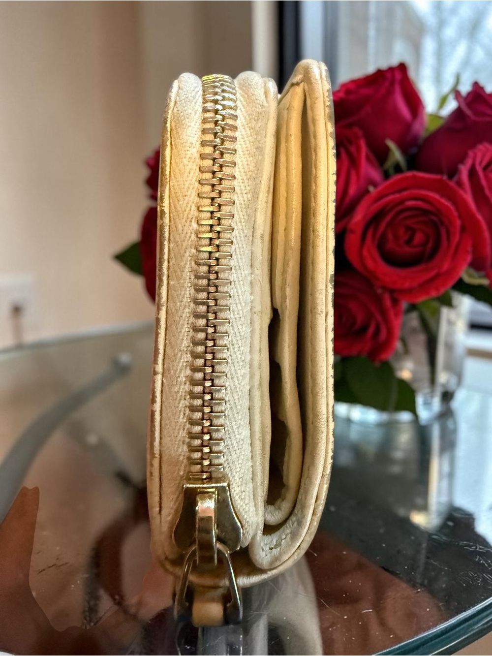 Gucci Cream Guccissima Leather GG-Embossed Wallet with Tab Closure & Care Cards - Picture 13 of 13
